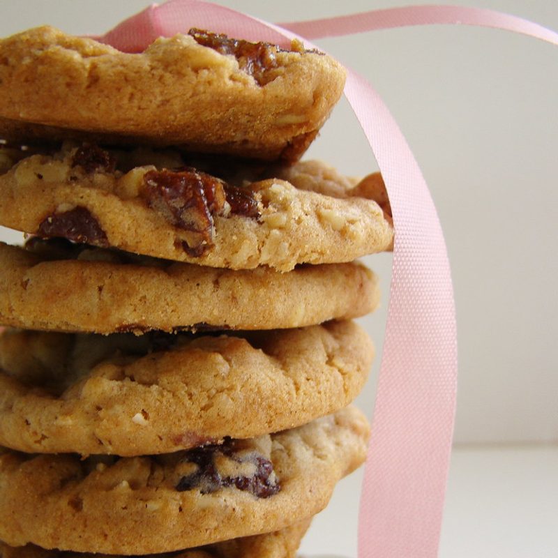 Oat & Raisin Cookies (box of 8)